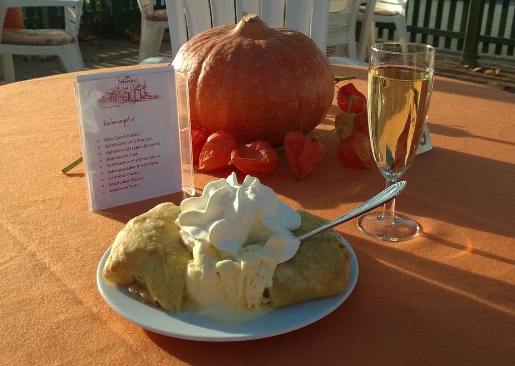 Stoevchen Café R-events